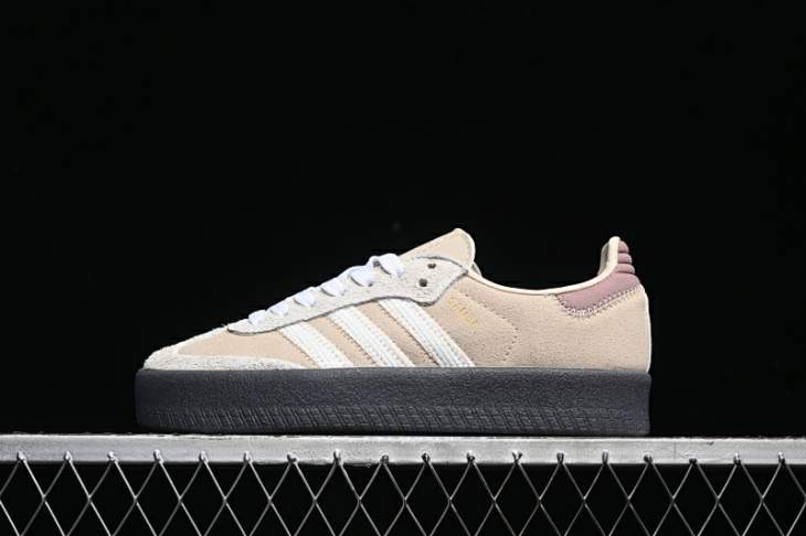 Picture of Adidas Samba _SKUfw18244035969324636fw